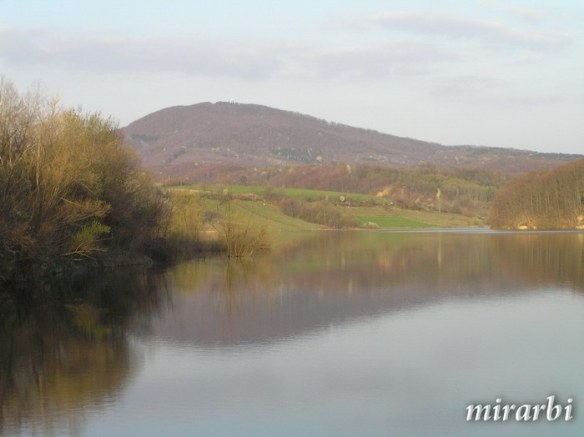 003. Oj, Srbijo (mart 2008.) - Jezero Garaš - blog „Putujte sa MirArbi“i