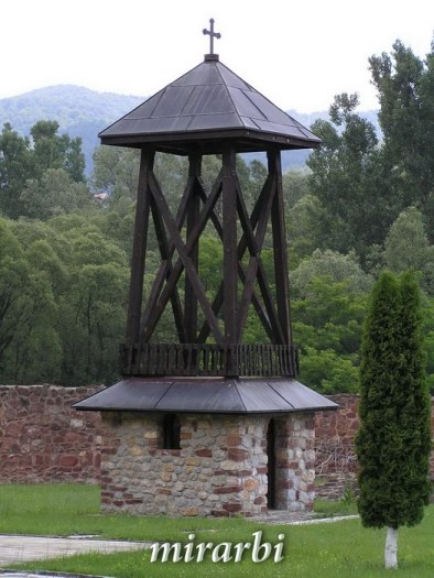 013. Grza i Resava (jun 2007.) - Zvonik manastira Sisojevac - blog „Putujte sa MirArbi“