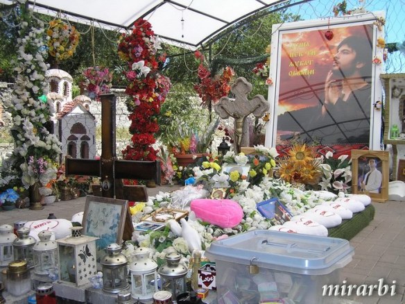 019. Tamo gde anđeo spava (avgust 2008.) - Tošetov grob - blog „Putujte sa MirArbi“