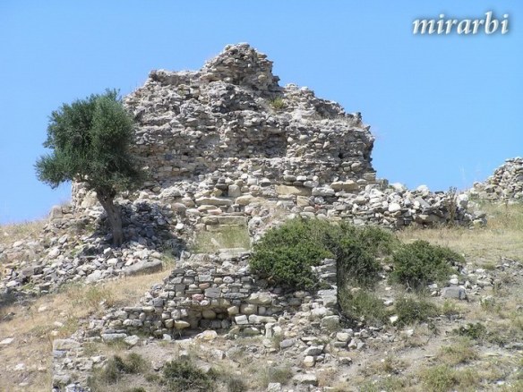006. Sitonija (jul 2012.) - Tvrđava iznad Trani Amude - blog „Putujte sa MirArbi“