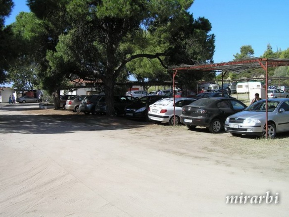 035. Sitonija (jul 2012.) - Parking plaže Kalogria - blog „Putujte sa MirArbi“