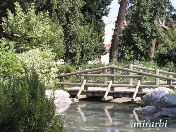 037. Paralija i Katerini (avgust 2004.) - Gradski park u Kateriniju - blog „Putujte sa MirArbi“