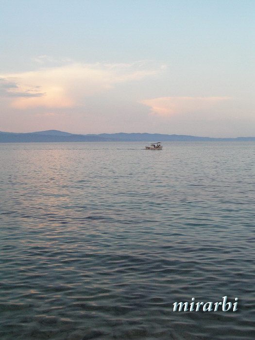 070. Ormos Panagias (jul 2014.) - Pogled sa naše „plaža“ u suton - blog „Putujte sa MirArbi“ 