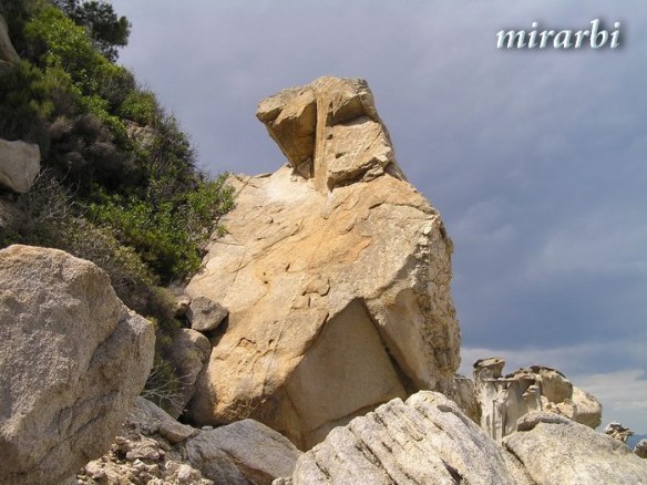 021. Boje i oblici Sitonije (jul 2014.) - Plaža Fava neposredno pre kiše - blog „Putujte sa MirArbi“