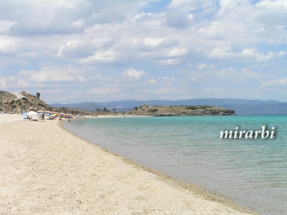 049. Boje i oblici Sitonije (jul 2014.) - Pogled ka krajnjem špicu plaže Trani Amuda - blog „Putujte sa MirArbi“